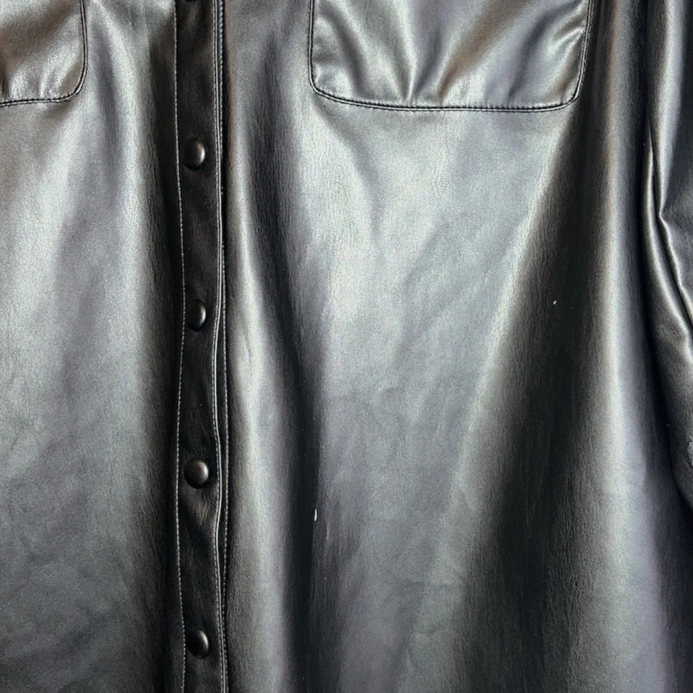 Black Tape- Faux leather long sleeve woman jacket, plus size 1X